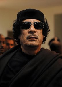 ​卡扎菲：从利比亚的“救世主”到“全民公敌”