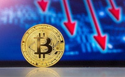 ​比特币暴跌引发投资者恐慌，超15万人爆仓！