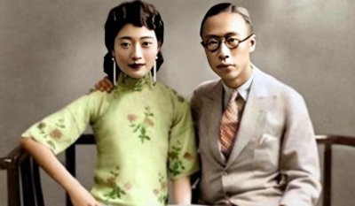 ​30张晚清老照片：末代皇后婉容与侍卫私通，躺床上抽鸦片欲仙欲死