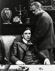 ​“教父”阿尔·帕西诺曾因票房不佳息影四年 回归后拿到影帝