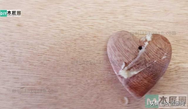 手工制作精美小挂坠（木工diy手工饰品制作教程）(22)