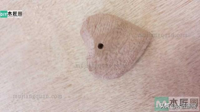 手工制作精美小挂坠（木工diy手工饰品制作教程）(16)