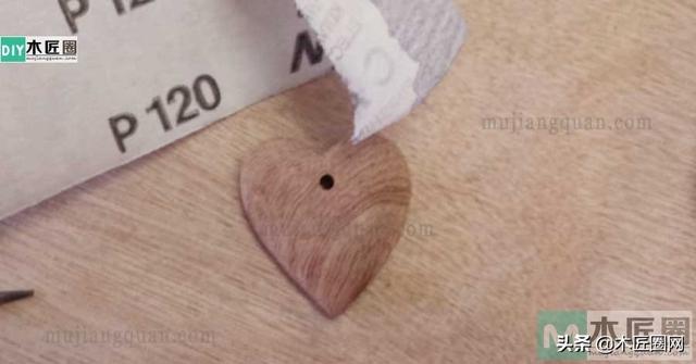 手工制作精美小挂坠（木工diy手工饰品制作教程）(19)