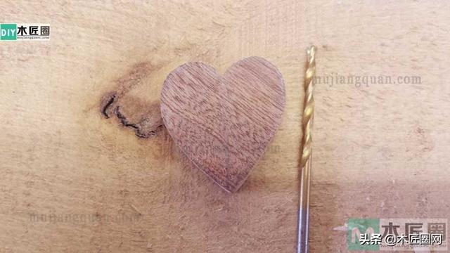 手工制作精美小挂坠（木工diy手工饰品制作教程）(11)