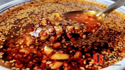 ​自己在家做的辣椒油不香？教你正宗做法，红亮喷香，比饭店还好吃