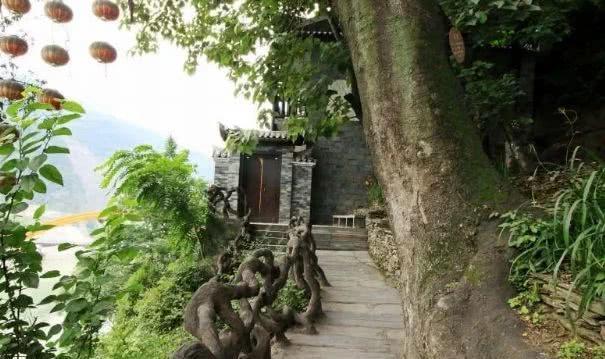 这座坐落在安康的古镇,曾经辉煌一时