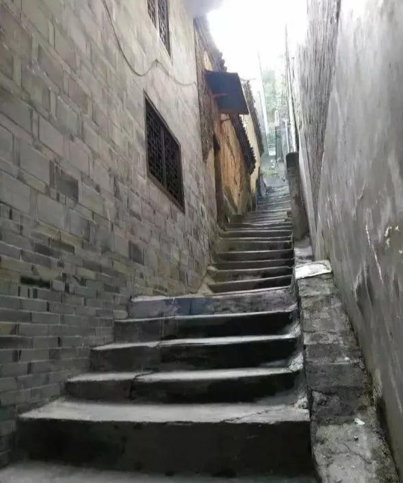 这座坐落在安康的古镇,曾经辉煌一时