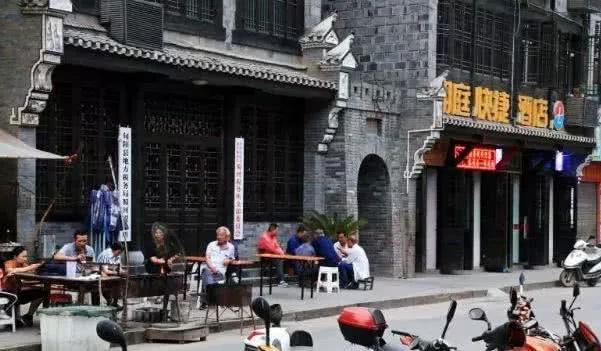 这座坐落在安康的古镇,曾经辉煌一时