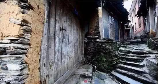 这座坐落在安康的古镇,曾经辉煌一时