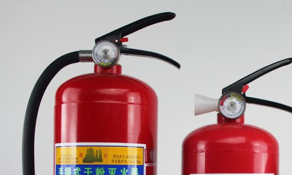 可燃固体火灾应用什么灭火器灭火,可燃固体火灾应用什么灭火器灭火?图4