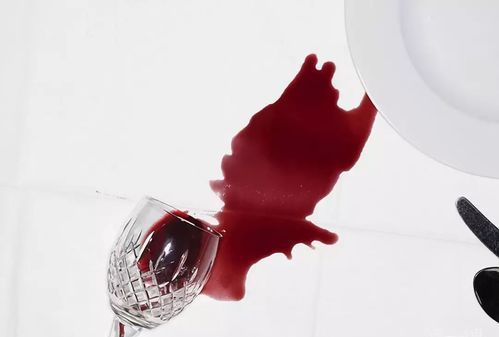 红酒撒身上怎么洗掉