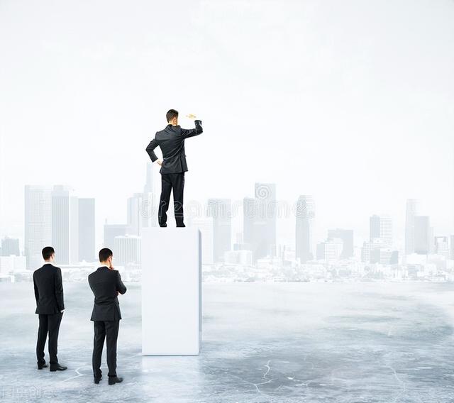 年轻的新领导怎么相处（学会从这6个角度观察新领导）(3)