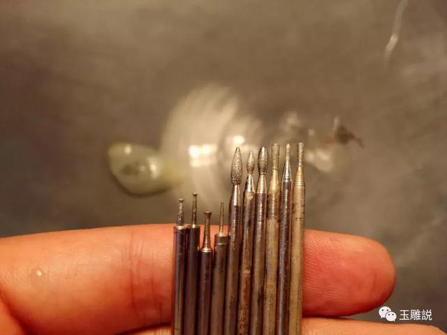 玉雕入门雕刻如意技法(跟我学玉雕为佛)(2)