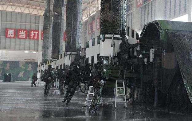 中国又曝光一新武器, 一枚就可摧毁10座城市? 美媒: 只剩一个问题