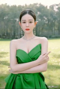 ​海陆:没想到《新还珠》的“紫薇”身材竟然这么好，谁看都迷糊