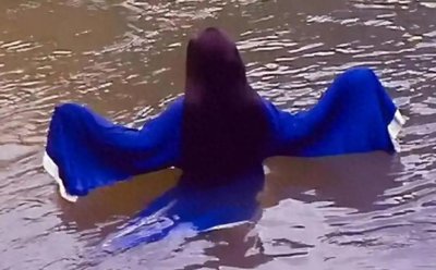 ​最强恐怖片，谈一谈《山村老尸》在中国恐怖片中的地位