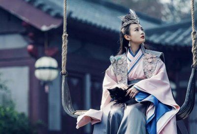 ​“听任务细节，需要穿成这样吗？”谈谈《媚者无疆》中公子与晚媚