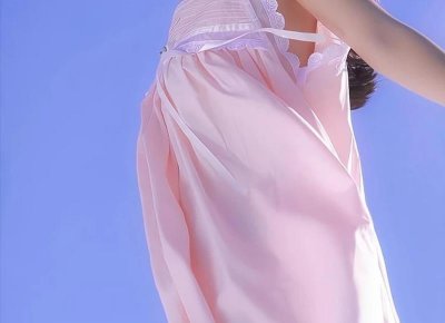 ​感觉很压抑看不到希望（让人感觉不到一丝希望）