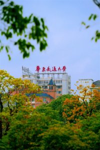 ​没人脉没关系，想进铁路系统，端铁饭碗？这5所院校不要错过了！