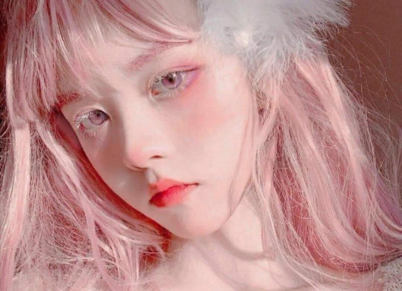 舒畅辛芷蕾，舒畅对戏的时候有人注意辛芷蕾的眼神