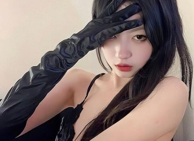 ​夸女生大眼睛