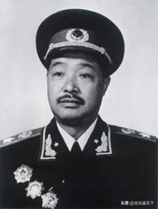 ​贺龙令文水中学更名“晋绥五省联防军随营学校”（贺龙中学前身）