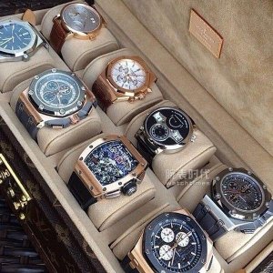 ​为什么男人为什么都买机械表不买石英表 ，女人却无所谓