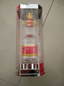 ​t六多少钱一瓶，六瓶酒多少钱