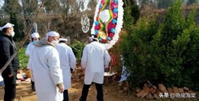 ​别不信！老人去世后，有这四种情况，就是家运衰败的开始