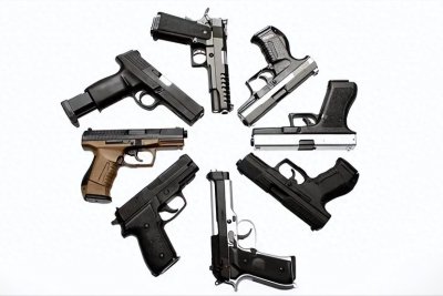 ​探秘枪械世界：从经典到未来的武器传奇