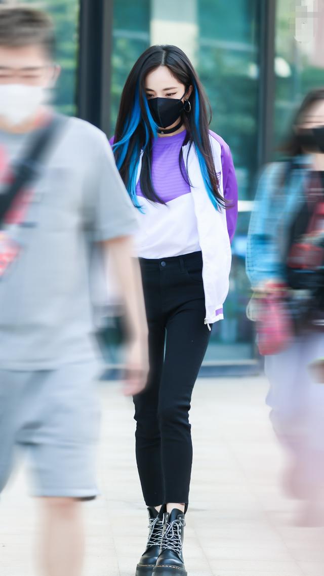 盘点杨幂个性短发发型（杨幂非主流造型）(5)