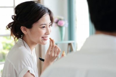 ​和女孩子聊天技巧，不会和女生聊天怎么办