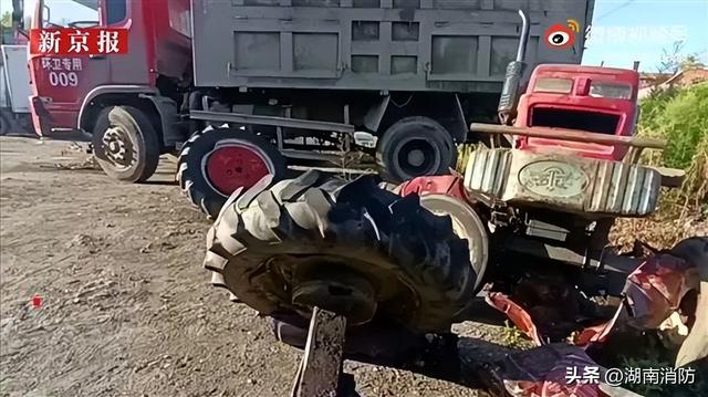 涉疫转运客车事故致27死(涉疫大巴侧翻致27死20伤)(7)