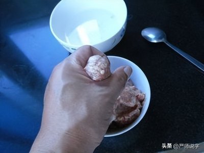 ​容易混淆的汉字：汆和氽（三）