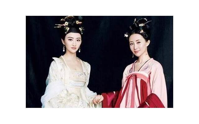 生孩子要做什么动作