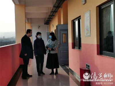 ​灞桥教师进校教研员到东李小学指导新优质成长学校工作