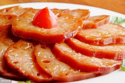 ​莲藕别再炒着吃，教你做红糖糯米藕，又甜又糯，营养滋补又美味