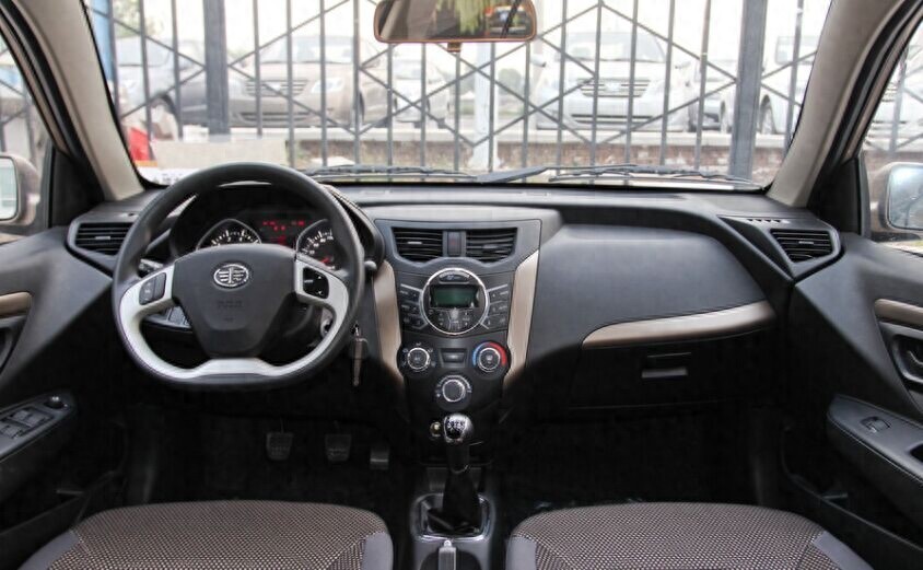 5万买到SUV，一汽夏利是在太给力