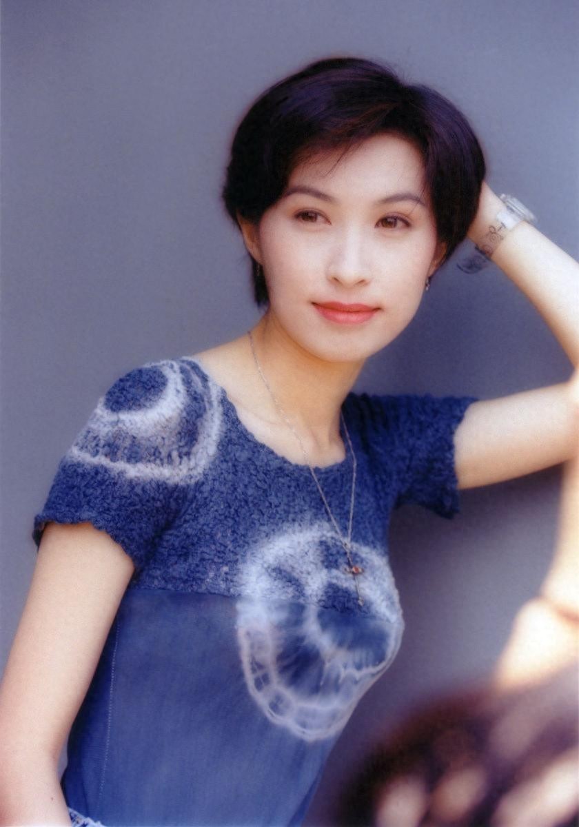 老照片：香江美人郭蔼明