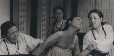 ​铁裙的刑罚是什么，朱元璋发明的残酷刑罚_折磨明成祖的母亲至死