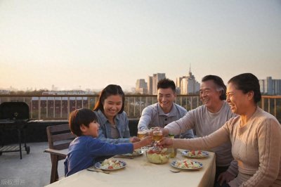 ​男女比例大解密：中国的“性别比失调”暴露真相