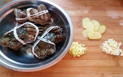 ​水煮大闸蟹的做法