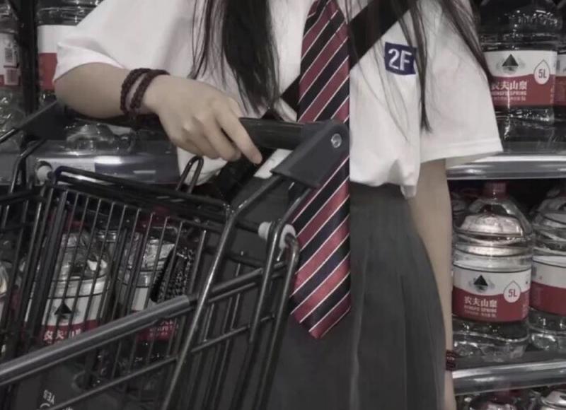 大学找女朋友要不要急(相亲对象是护士怎么称呼)