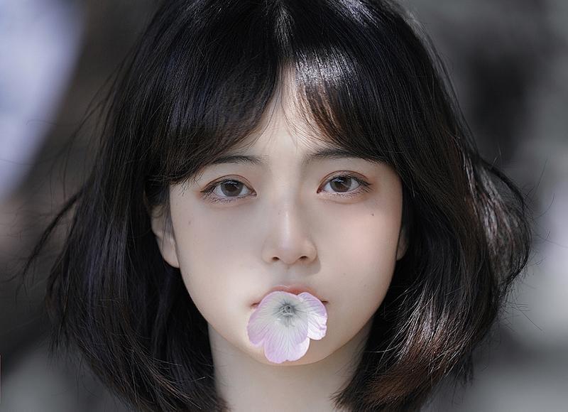 微博小尾巴，华为李小龙微博小尾巴换成华为P50