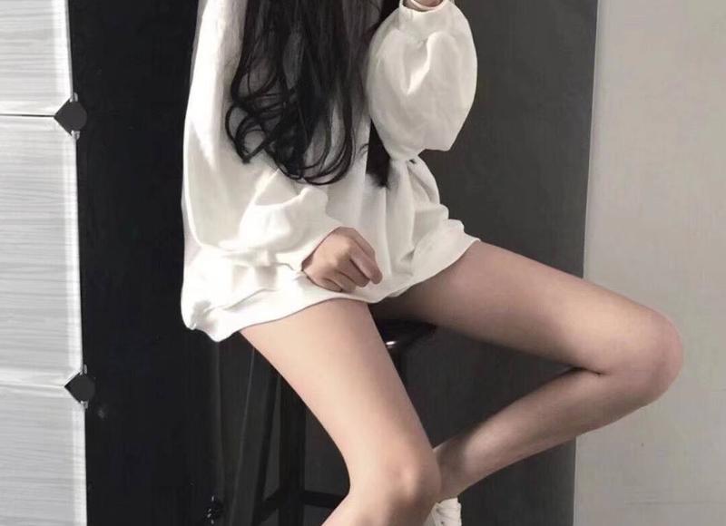 背着LV的你看起来好有钱啊
