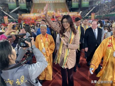 ​郑丽文出席中华民族祭祖！蔡正元案二审判决名嘴预言更恶劣还会来