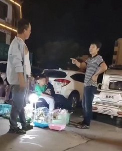 ​高密男子砍人事件后续：事发原因曝光，身份被扒，妻儿崩溃！