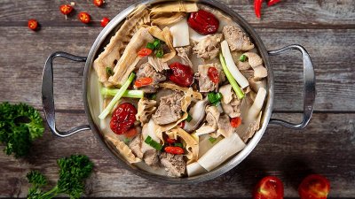 ​炖排骨为何不放八角