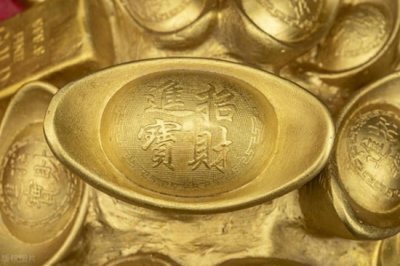 ​“铁公鸡”一毛不拔的四大生肖解密