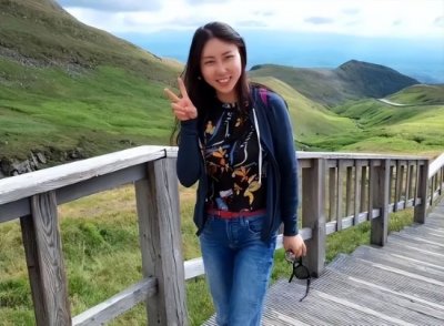 ​贾浅浅《黄瓜，不仅仅是吃的》赏析